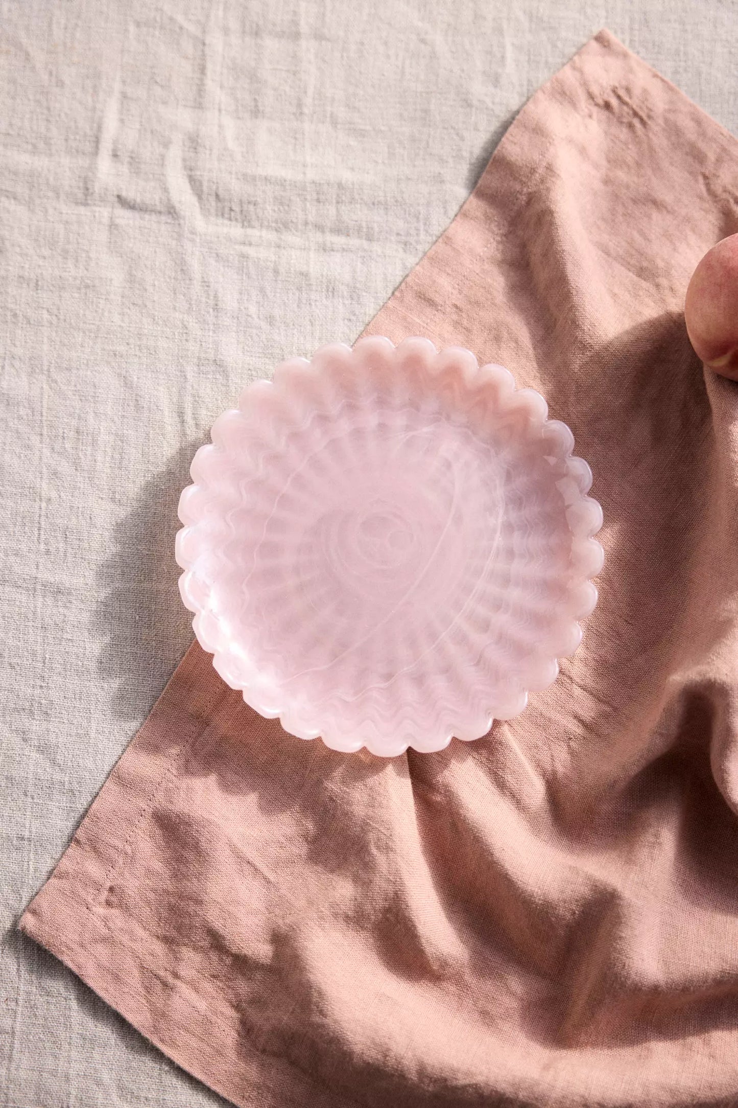 Scalloped Rose‑Tinted Glass Serving Plate