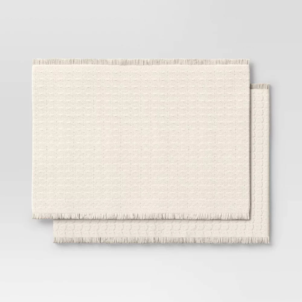 2‑Piece Solid Textured Fringed Cotton Placemat Set